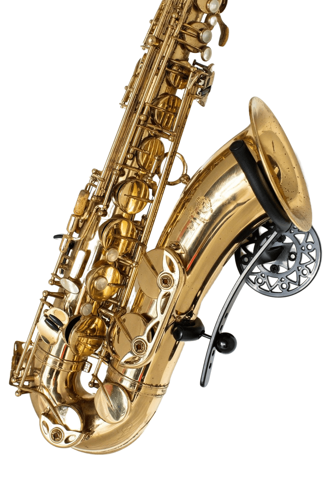 gold finished selmer tenor saxophone in wal-mounted stand Aztec by Locoparasaxo